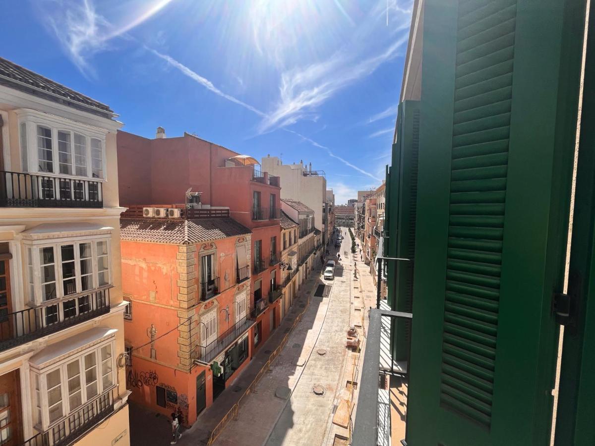 Homely Malaga Carreteria Con Piscina Экстерьер фото